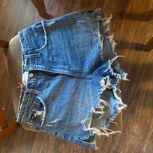 Abercrombie high rise mom shorts